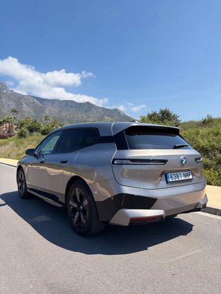BMW iX 2023