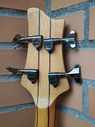 Bajo Eléctrico Schecter Diamond Riot 4 DLX