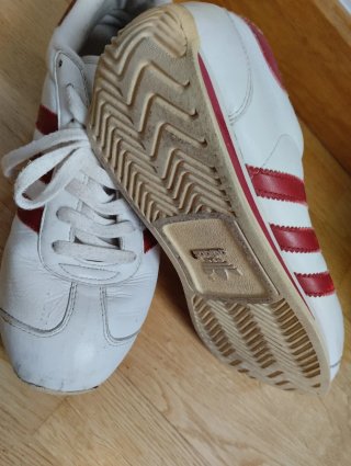 Zapatillas Adidas Blancas y Rojas Talla 39