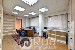 Oficina en alquiler en Ensanche en Coruña (A)