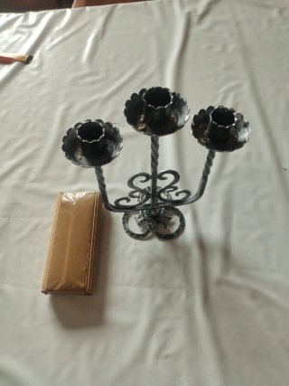 Candelabro triple Valira Arte en Forja