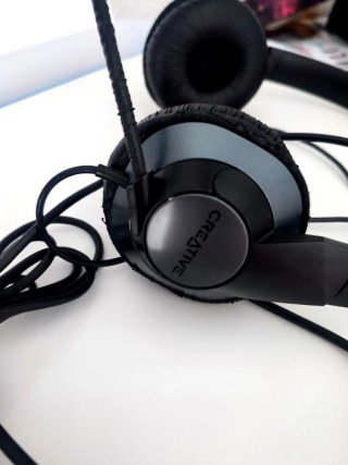 Auriculares Creative HS-720 V2