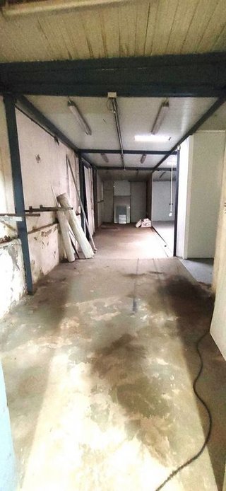 Local comercial en venta en Fondo en Santa Coloma de Gramanet