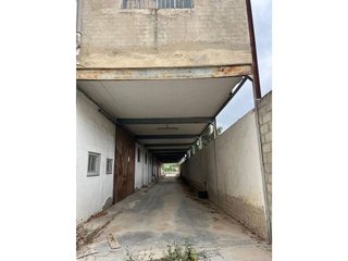 Nave industrial en alquiler en Lucena