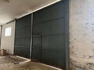 Nave industrial en alquiler en Lucena