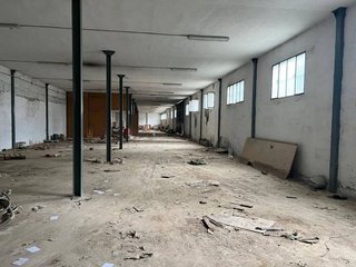 Nave industrial en alquiler en Lucena
