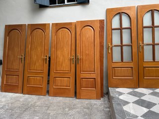 URGENTE Puertas madera maciza cedro provenzal