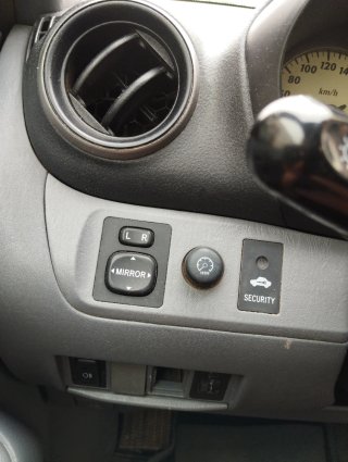 Toyota RAV4 2003 averiado 4x4