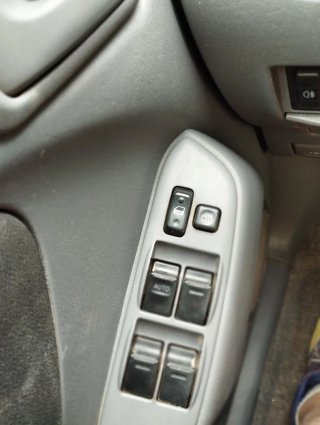 Toyota RAV4 2003 averiado 4x4