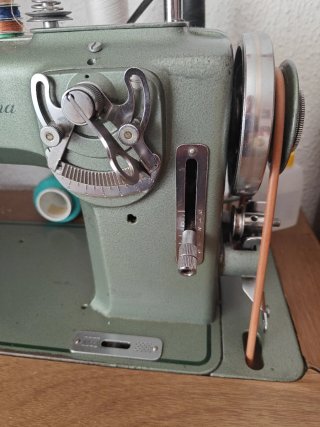 Máquina de coser Refrey Transforma