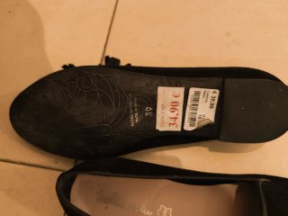 Mocasines negros con borlas