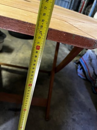 Mesa de madera octogonal para exterior