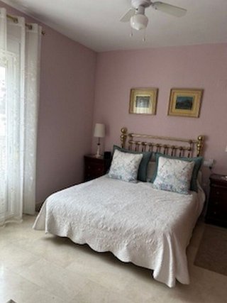 Casa adosada en venta en Ubrique