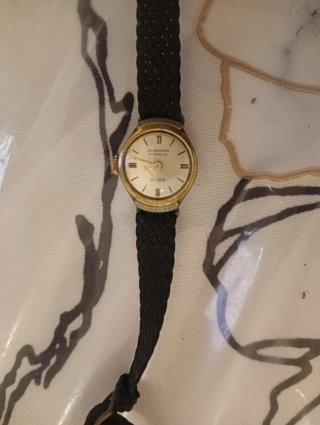 Reloj Mortima Dorado y Marrón