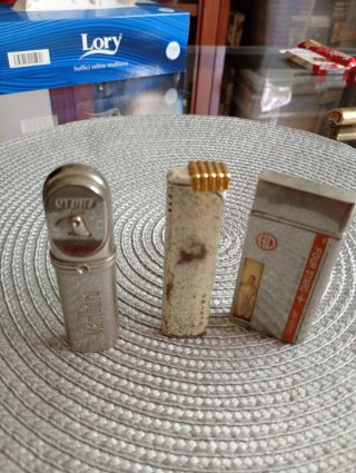 Accendini Zippo Vintage Anni '80 (11 Pezzi)
