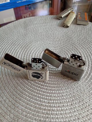 Accendini Zippo Vintage Anni '80 (11 Pezzi)
