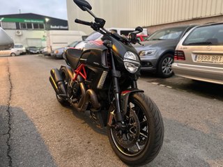 Ducati Diavel Carbon