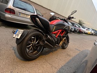 Ducati Diavel Carbon