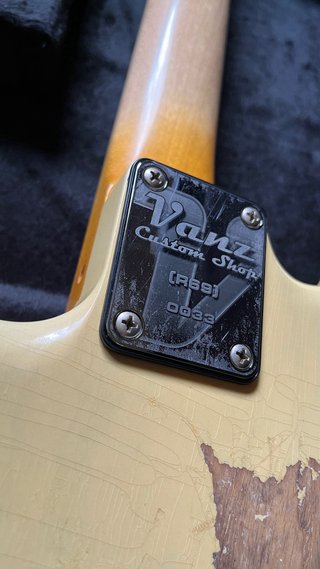 Guitarra Vanz ST R69 Custom Relic