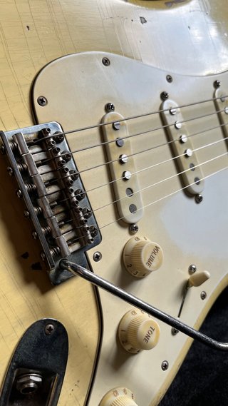 Guitarra Vanz ST R69 Custom Relic