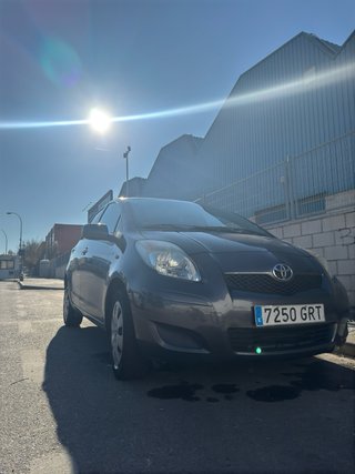Toyota Yaris 2010