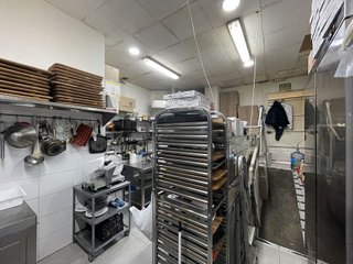 Local comercial en venta en Nueva Andalucía centro en Marbella