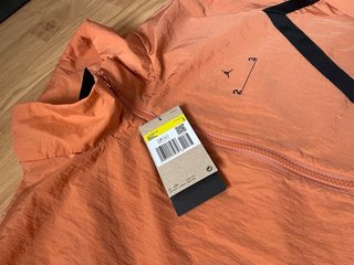Chaqueta Jordan Naranja