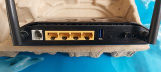 Router Modem D-Link DSL-2750B Wireless N300 ADSL2+
