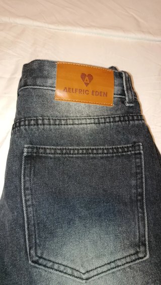 Pantalón vaquero baggy negro nuevo