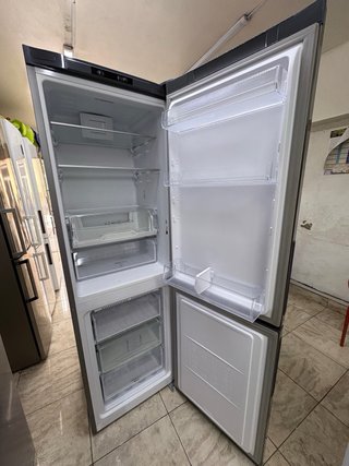Nevera Hotpoint combi No Frost