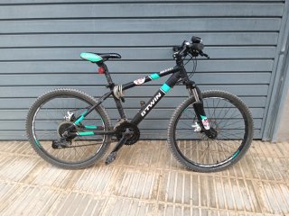 Bicicleta B-Twin Rockrider 700 24''
