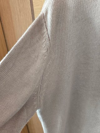 Jersey con capucha beige