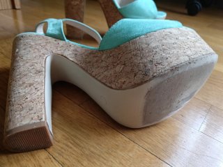 Sandalias de plataforma color verde menta