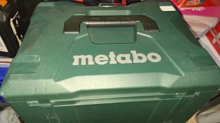 Maleta Metabo para baterías y cargador