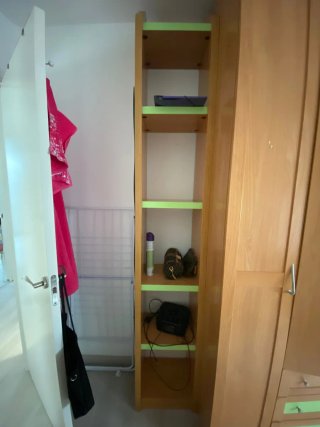 Armario infantil de madera con cajones