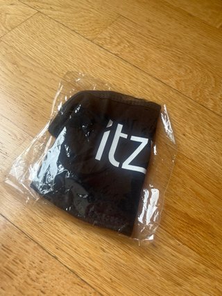 Merchandising ITZY 2nd World Tour Born to Be