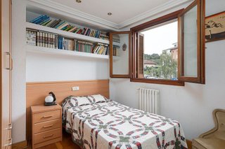 Casa adosada en venta en Zizurkil
