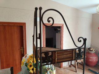 Estantería de Rincón Metálica y Bambú