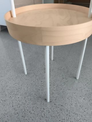 Mesa auxiliar redonda Ikea