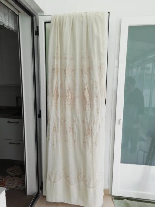 Cortinas Beige y Blancas