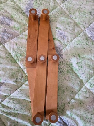 Appendiabiti in legno espandibile