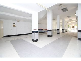 Local comercial en venta en Zona Hispanidad-Vivar Téllez en Vélez-Málaga