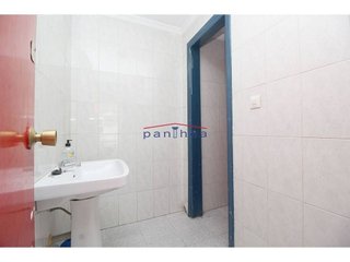 Local comercial en venta en Zona Hispanidad-Vivar Téllez en Vélez-Málaga