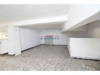 Local comercial en venta en Zona Hispanidad-Vivar Téllez en Vélez-Málaga