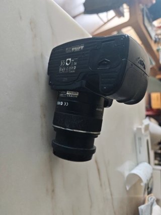 Sony Alpha 100 DSLR + Bolsa + 4 Cartões