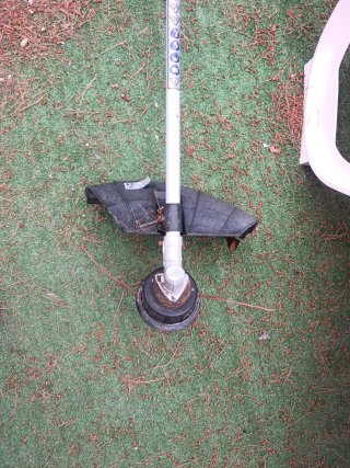Desbrozadora Alpina TB320D para reparar