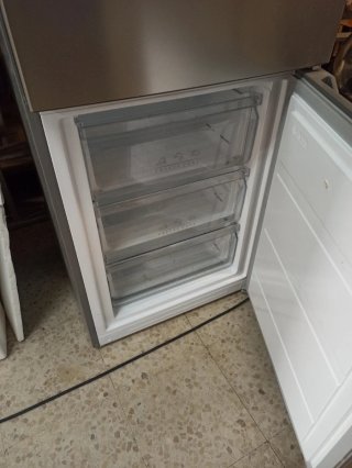 Frigorífico combi Teka en acero inoxidable