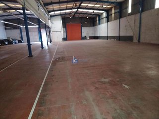 Nave industrial en alquiler en San Cibrao das Viñas