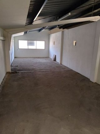 Nave industrial en alquiler en Polígonos - Recinto Ferial Cortijo de Torres en Málaga