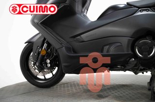 YAMAHA TMAX 560